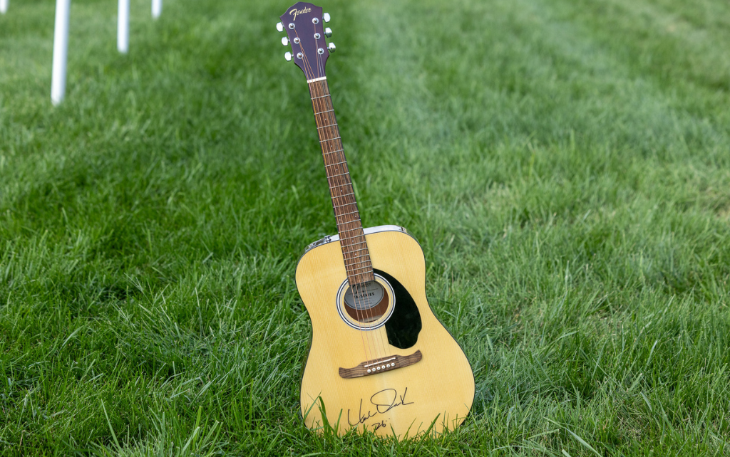 Graded stakes winners during U.S. Open of Turf Championships to receive Kid Rock Autographed Guitars